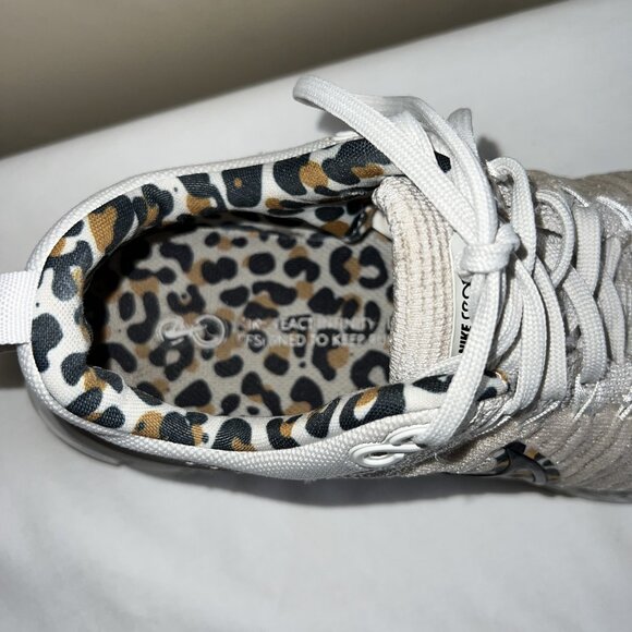 Nike React Infinity Run Flyknit 2 Womens Shoe White Leopard 10 - Picture 4 of 10